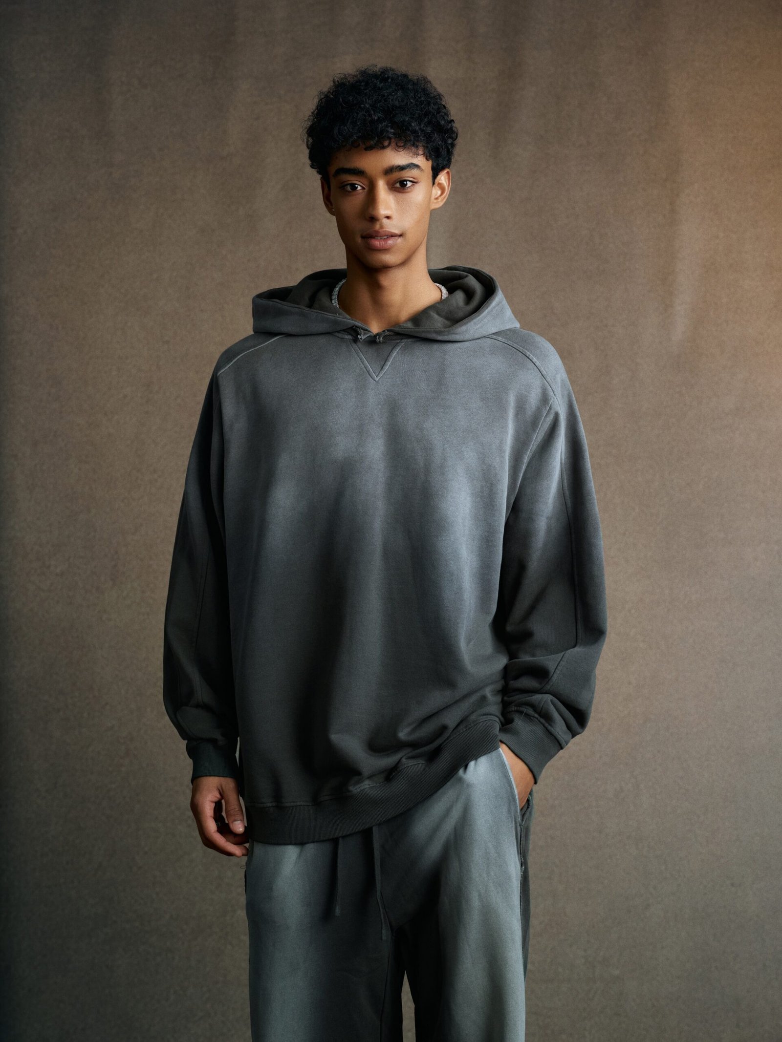 370GSM Washed Vintage Style Men's hoodie